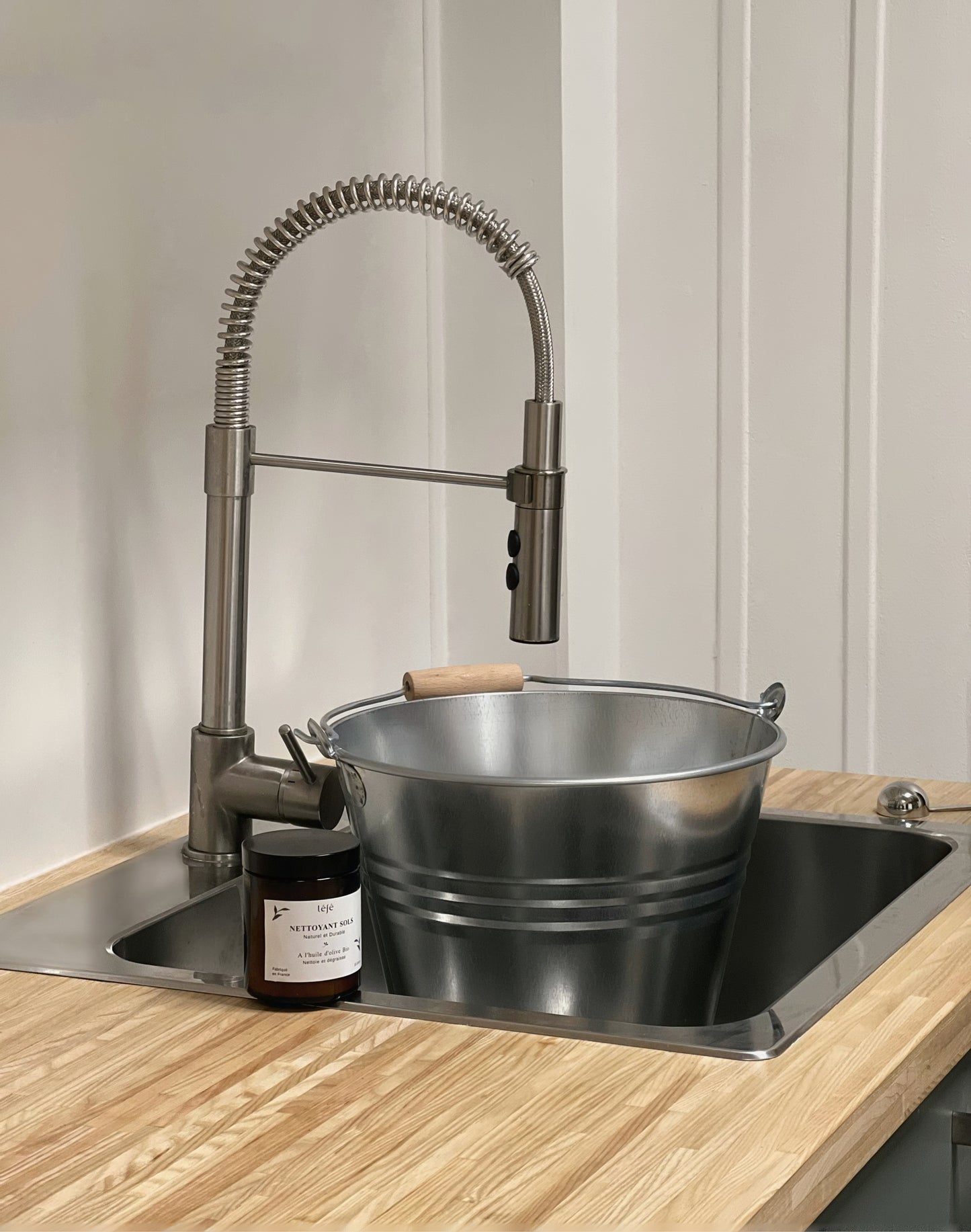 nettyant sol rechargeable tous types de sols sans rinçage